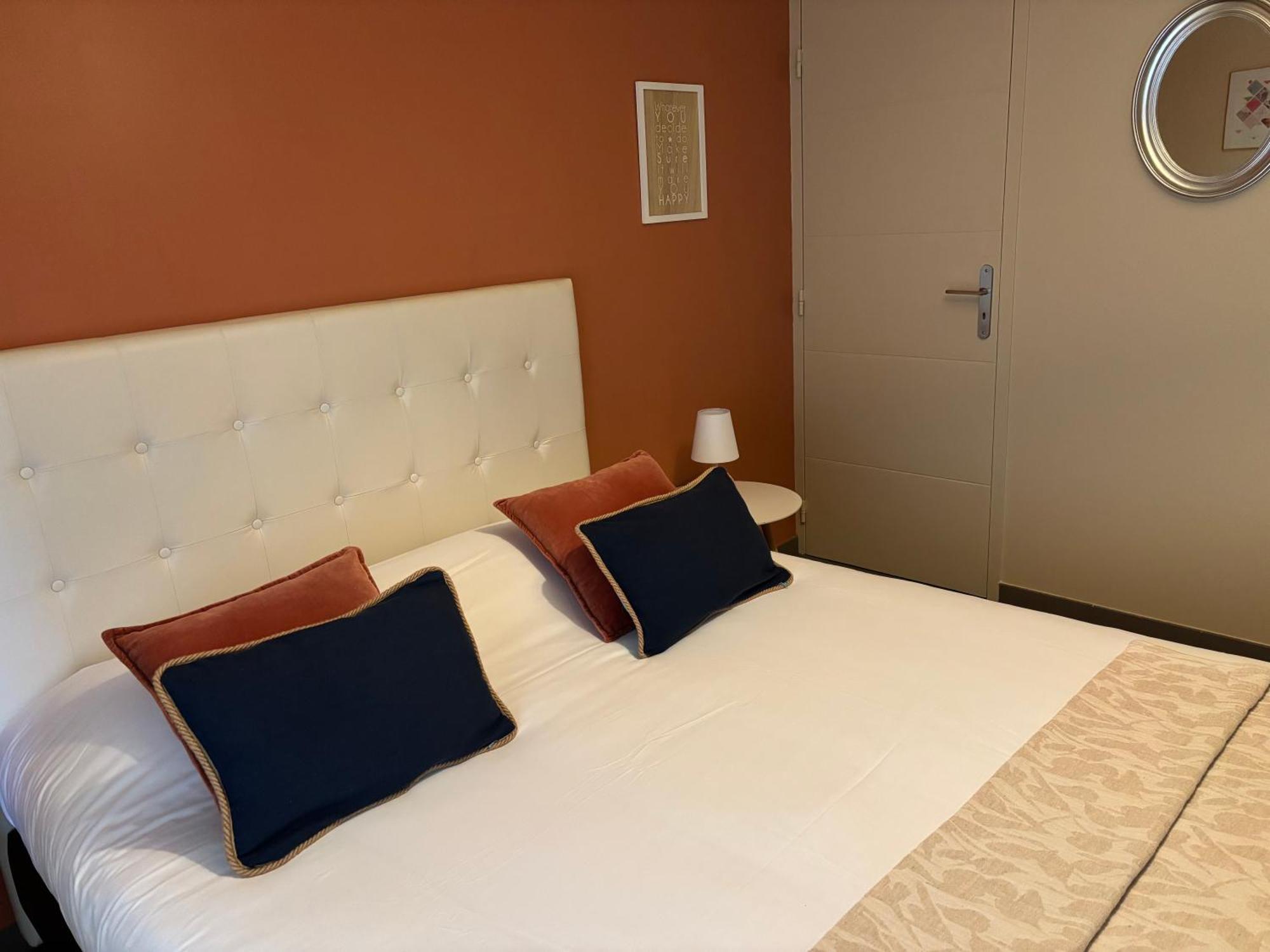 Demeure & Dependance - Chambres D'Hotes Depuis 2012 타쌍라데미룬 외부 사진